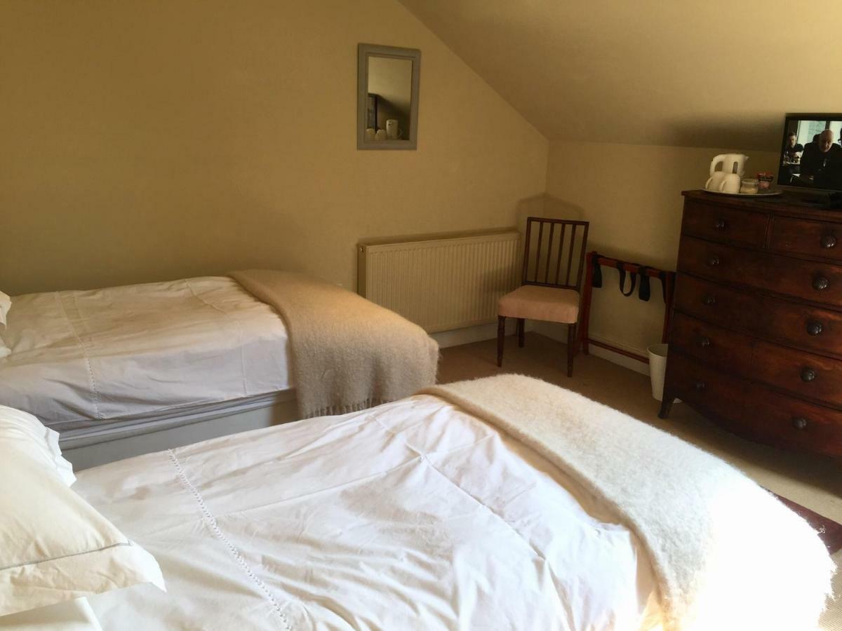 Micheldever Mulberry Barn Bed & Breakfast エクステリア 写真